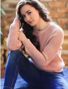 Elite escort service in Kurwai for home and hotel visits